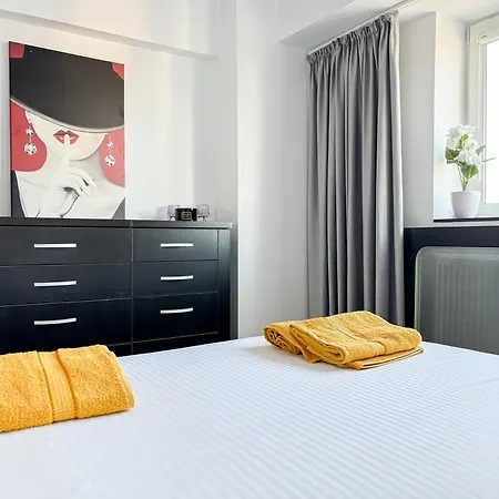 Chic & Modern Apartament In Bucharest City Center Exterior photo